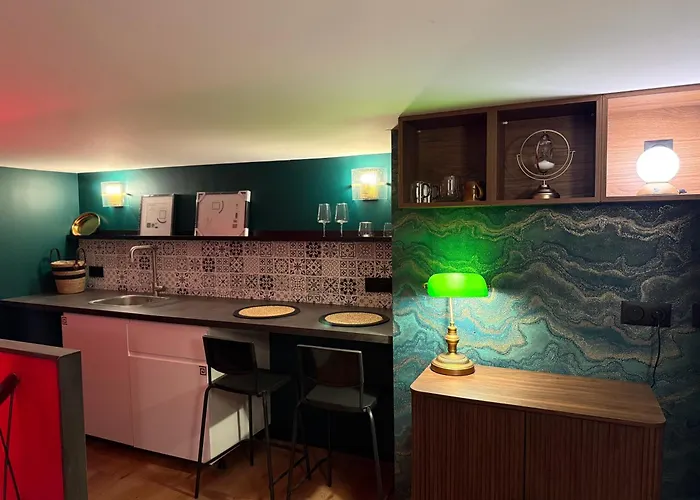 Le 1920- & Sauna Prive- Апартаменты Гавр